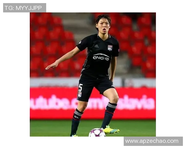日本女足球星头像图片展现个性魅力与运动风采